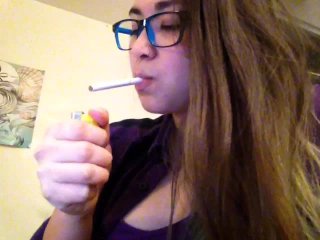 View Missdeenicotine  smoking with glasses on for a fetish fan!!